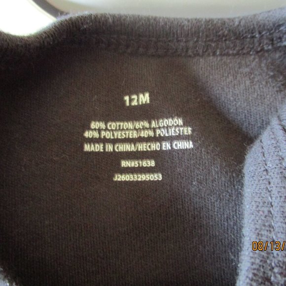 😀3pcs carters 2pc set and a onesie FREE with purchase - Picture 5 of 7